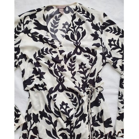 H&M White Black Long Sleeve Silk Like Patterned Birds Wrap Dress Side Tie Size L - Picture 4 of 10